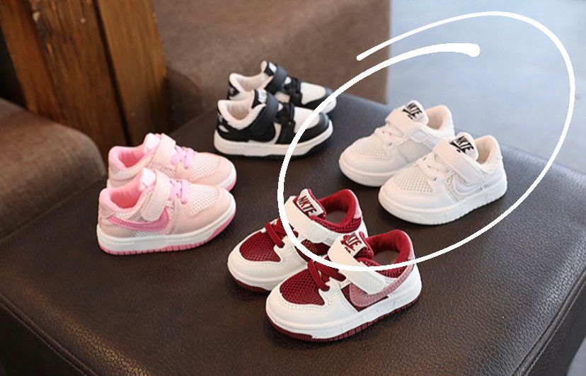 حذاء رياضي للأطفال من NK Velcro