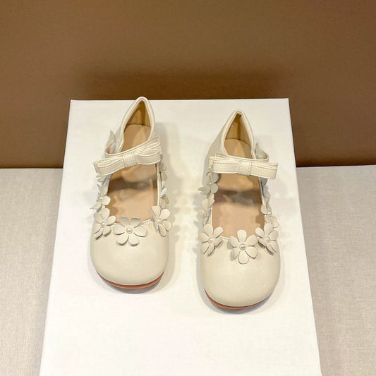 Girls' Shoes with Flowers and Bows